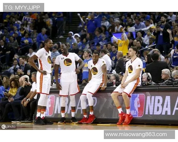 2018季前赛勇士与雷霆精彩对决回顾分析与亮点总结 2018季前赛勇士与雷霆精彩对决回顾分析与亮点总结