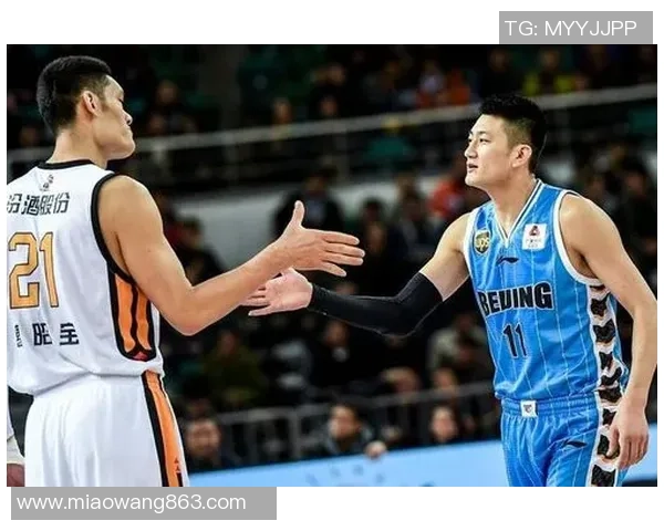 北京首钢与辽宁激战正酣比分胶着双方争夺季后赛席位的关键战役 北京首钢与辽宁激战正酣比分胶着双方争夺季后赛席位的关键战役