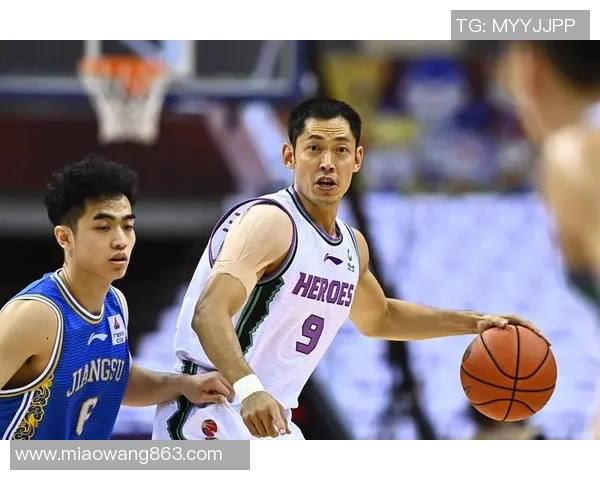 张庆鹏:从篮球场上的传奇到人生道路上的奋斗者 张庆鹏:从篮球场上的传奇到人生道路上的奋斗者