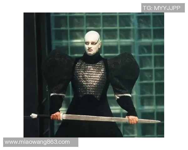 李安：从东方到西方的电影大师如何塑造全球影坛的独特视角与艺术风格