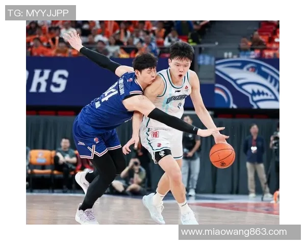 篮网与雄鹿激战301场比赛回顾球星表现与战术分析全解析 篮网与雄鹿激战301场比赛回顾球星表现与战术分析全解析